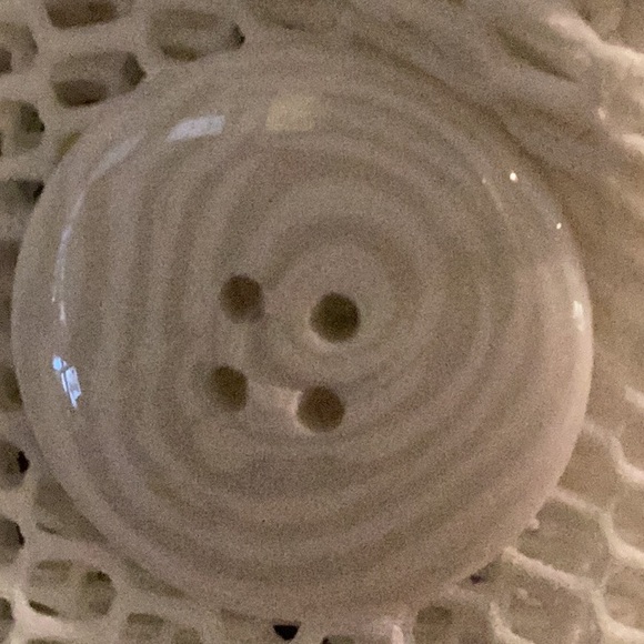 Design Today’s Graceful off white embroidered sleeve & double collar mesh - Picture 7 of 9